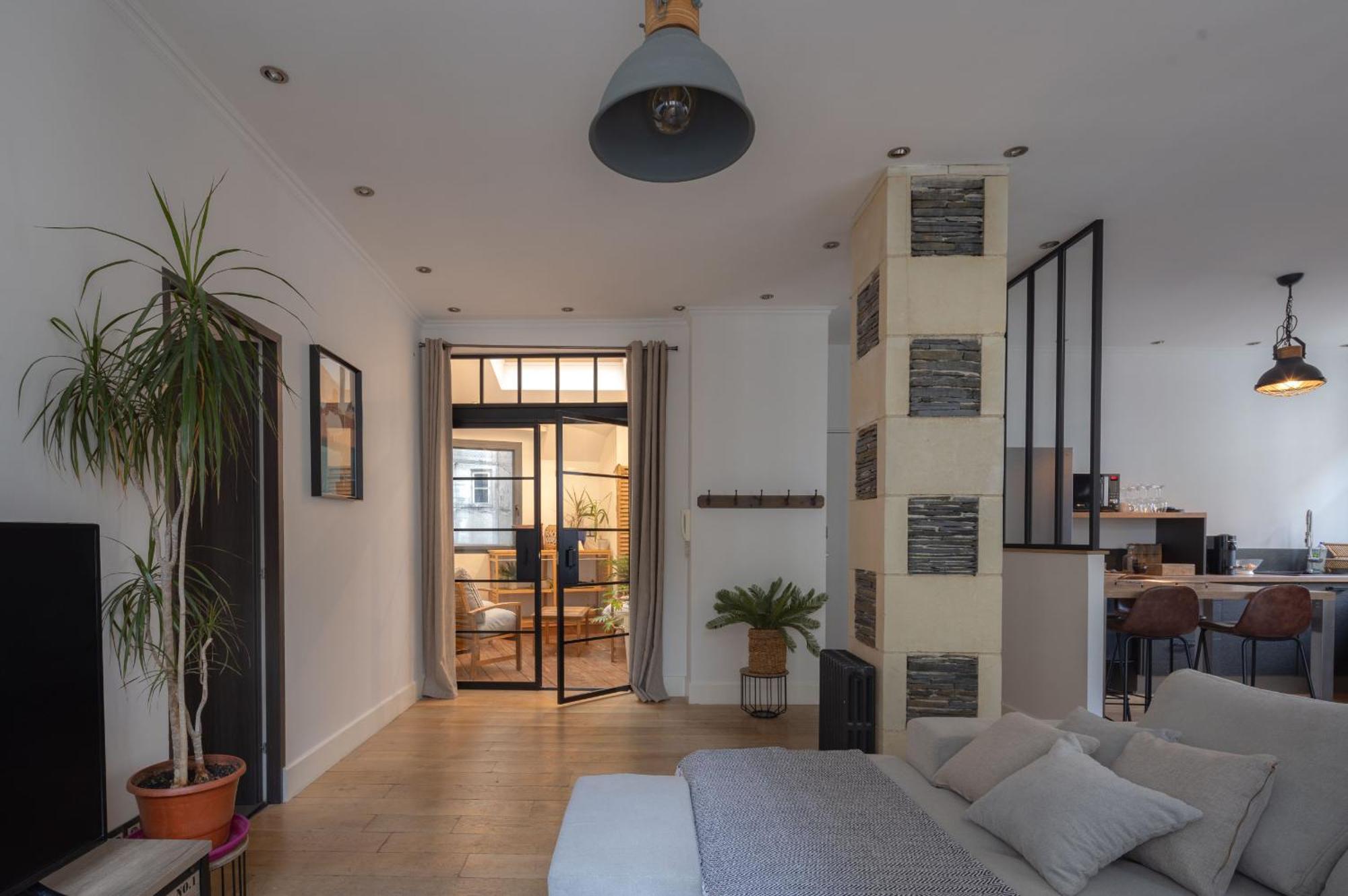 Appartement Spacieux Au Coeur D'Angers Etage 1 - 6 Personnes Extérieur photo